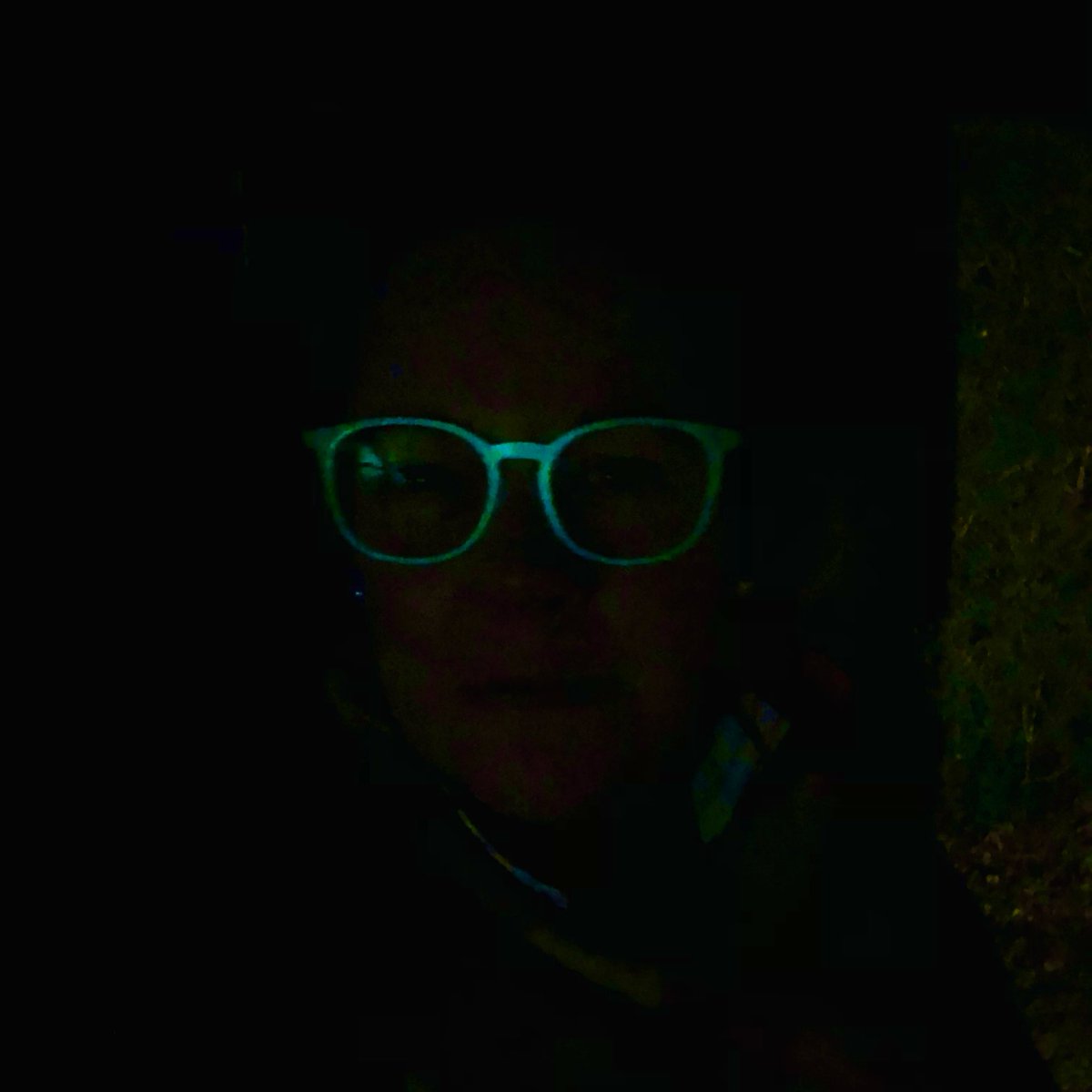 My new glasses actually glow in the dark!! Absolutely totally wasn’t expecting that!🤪 Hope you’ve had an exciting Monday too xx ❤️🧡💛💚💙💜