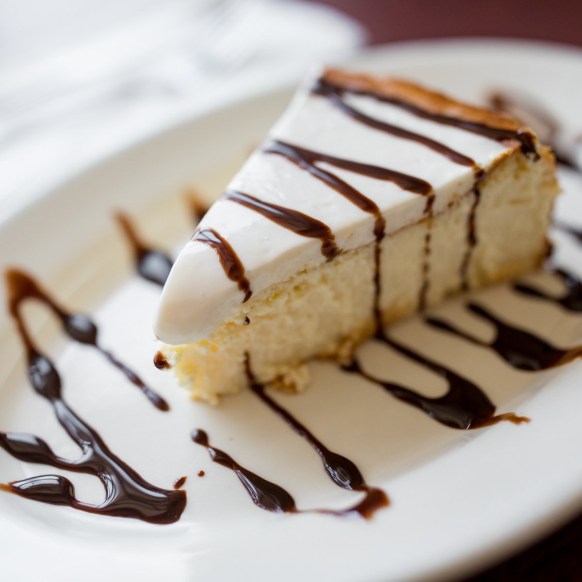 hotwingscafe's tweet photo. We have the perfect sweet treat to end your meal. #Cheesecake https://t.co/9CglCFBf0y