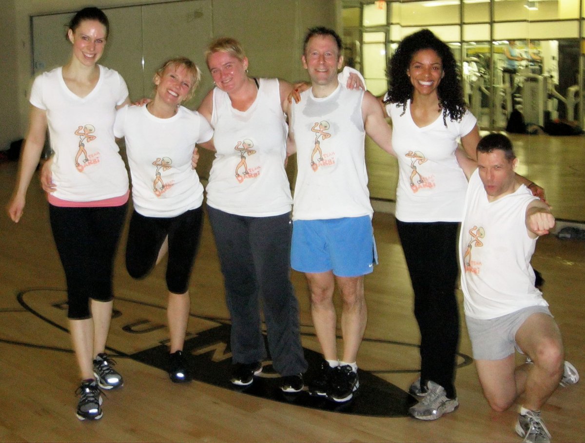 darbiw's tweet photo. One of my favorite all time @intenSati @spiritualfitness classes. They showed up wearing Team Darbi shirts for my 44th birthday (designed by @n69n). #patrciamoreno #intensati #satilife #spiritualfitness https://t.co/7uz59QEw7O