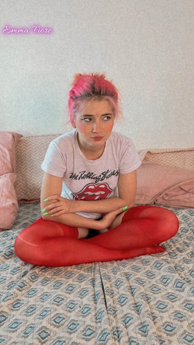 Toy enojada 😡💢 https://t.co/N79cix1DUK