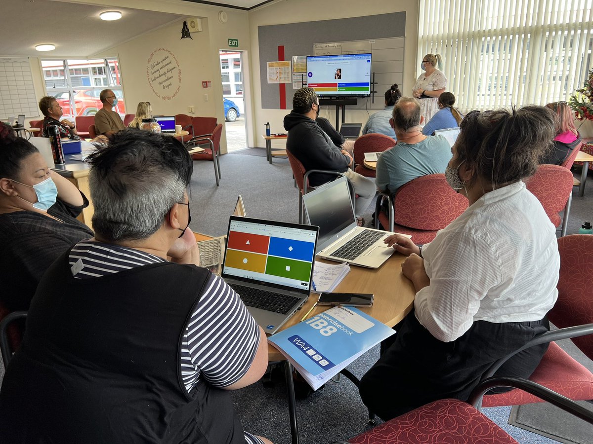 markherringnz's tweet photo. Nothing like a Kahoot to get the brain matter working and having a few laughs at your Teacher Only Day! @KellyKenyon15 made up some questions from the first session discussions. #utbpd #utbpld @Usingtechbetter https://t.co/Zr1d3agUDx