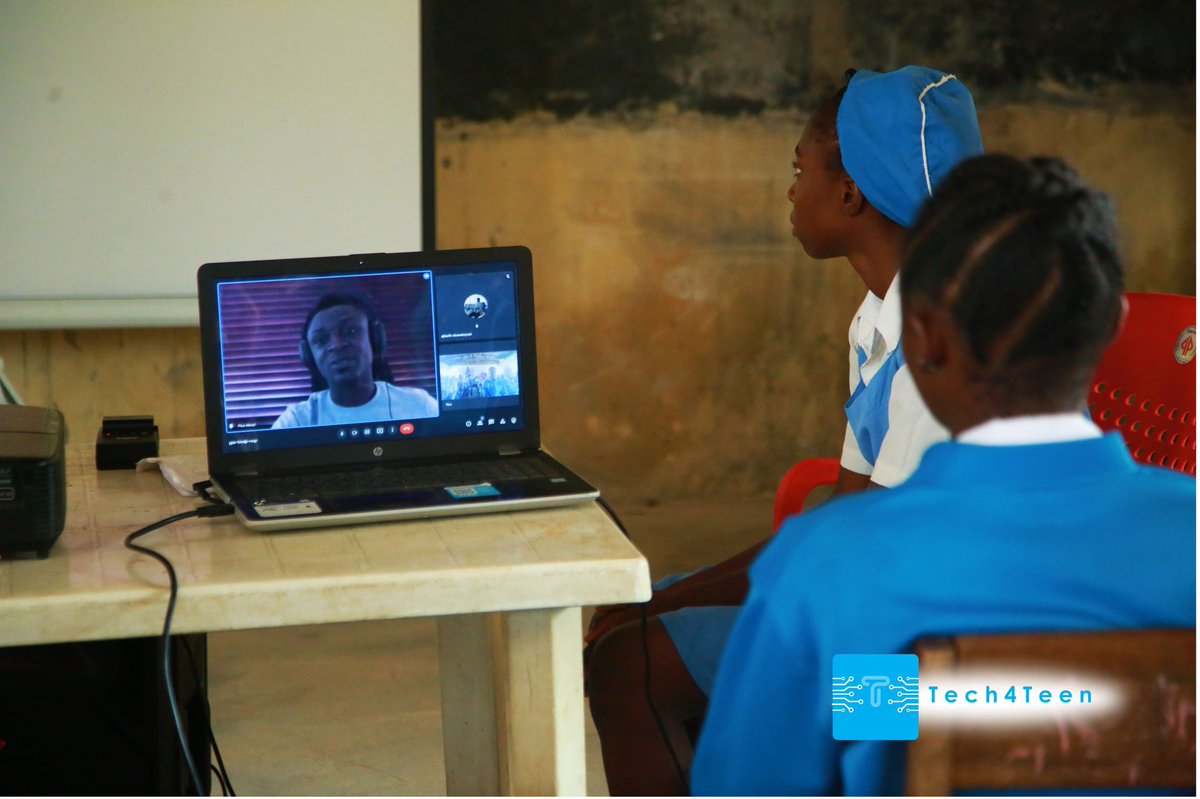 AdedejiOshinojo's tweet photo. We discussed design thinking, tech careers, and software development with the students.

We are so happy to have @ea_pius virtually, he talked to the students about coding as well. 

@_Tech4Teen @officialnyscng 
#TechAwareness
#TechOutreach
#NYSCCDSPROJECT https://t.co/6JDoF5NumQ