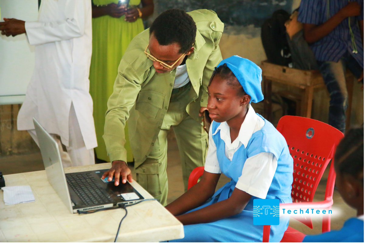 AdedejiOshinojo's tweet photo. We applaud our volunteers' and corp members' generous service and support.
@_Tech4Teen @officialnyscng 
#TechAwareness
#TechOutreach
#NYSCCDSPROJECT https://t.co/HpGm86rmv1