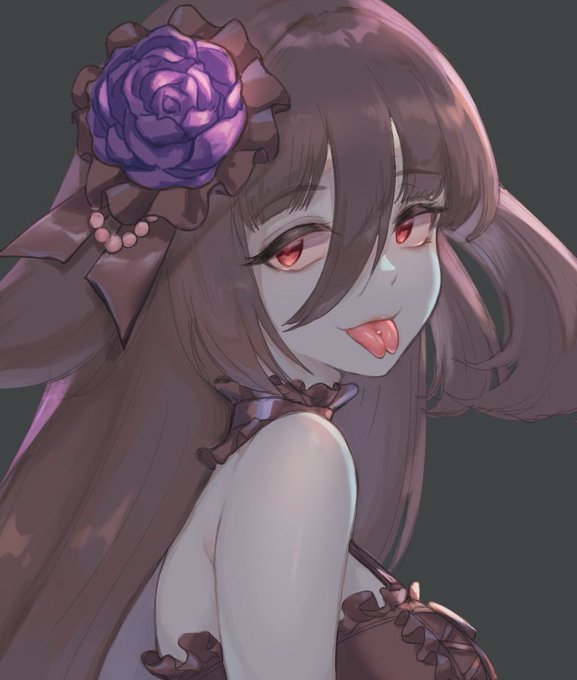 Tae(🧟‍♀️)⚠️CW//split tongue 