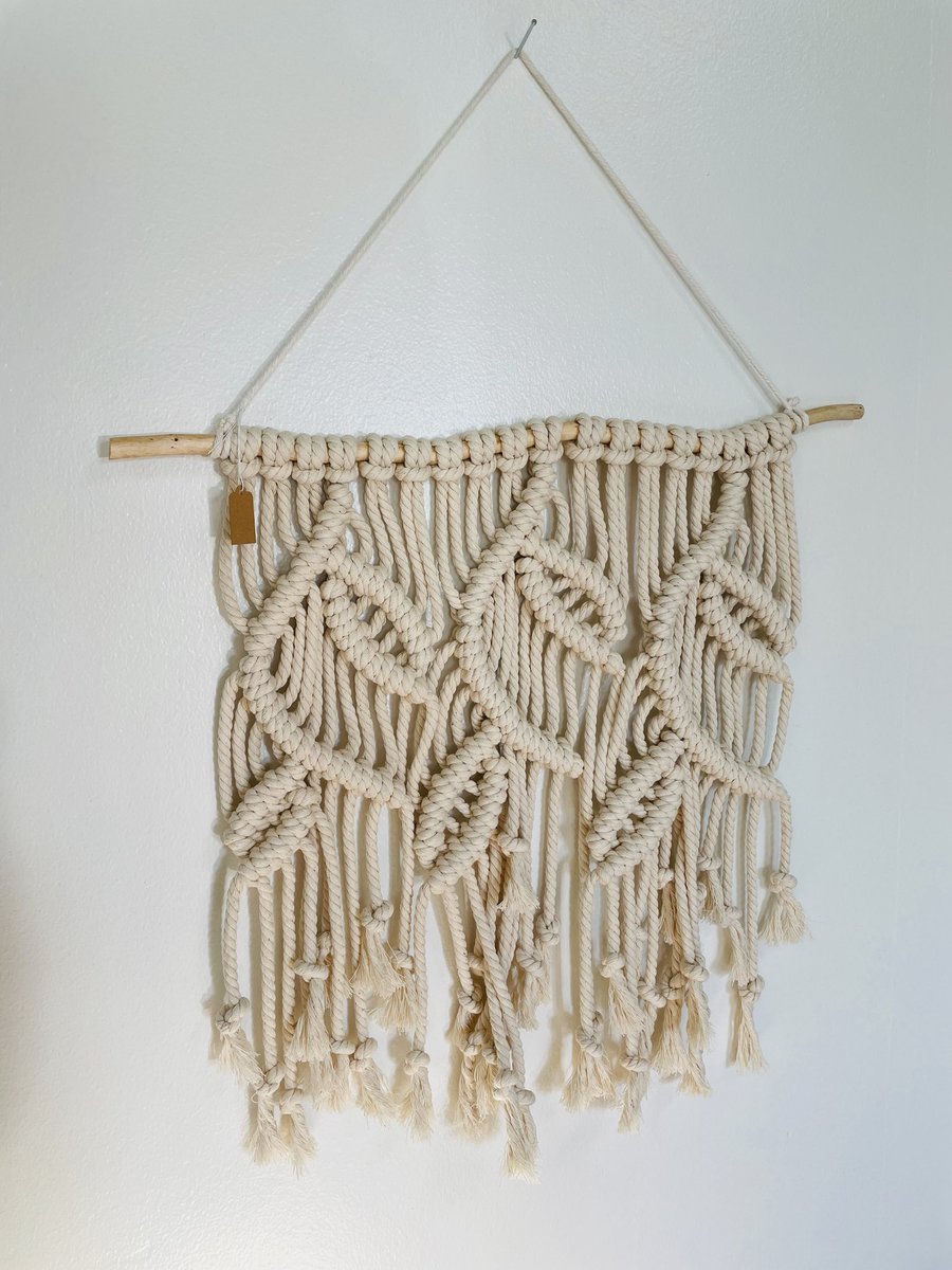 Leaf wall hanging