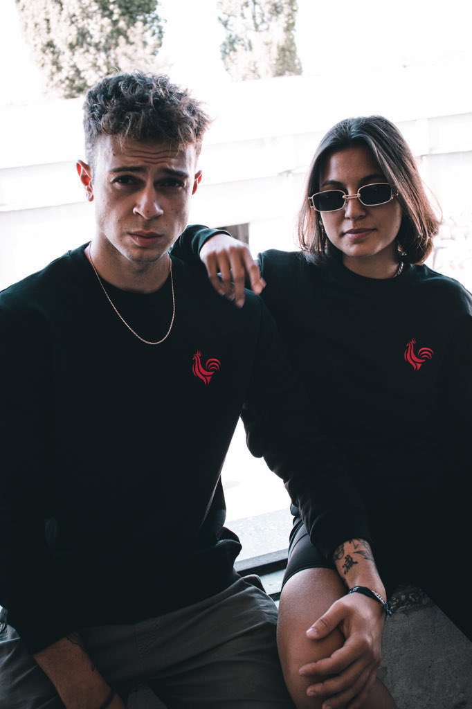 HappBros's tweet photo. Rooster Sweatshirt ❤️ https://t.co/0JynGjNCMq