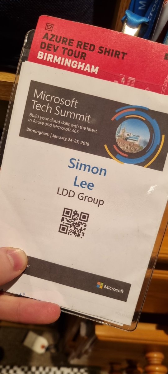 smoon_lee's tweet photo. Ahhh, here's some history! - Still got the lanyard as well! #Throwback #Microsoft #MSTechSummit #Community https://t.co/QaLJ8ohNks