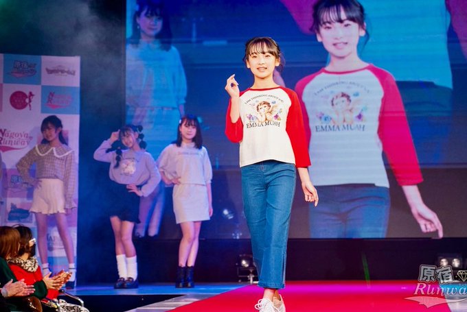 Twitterのコスプレ画像23