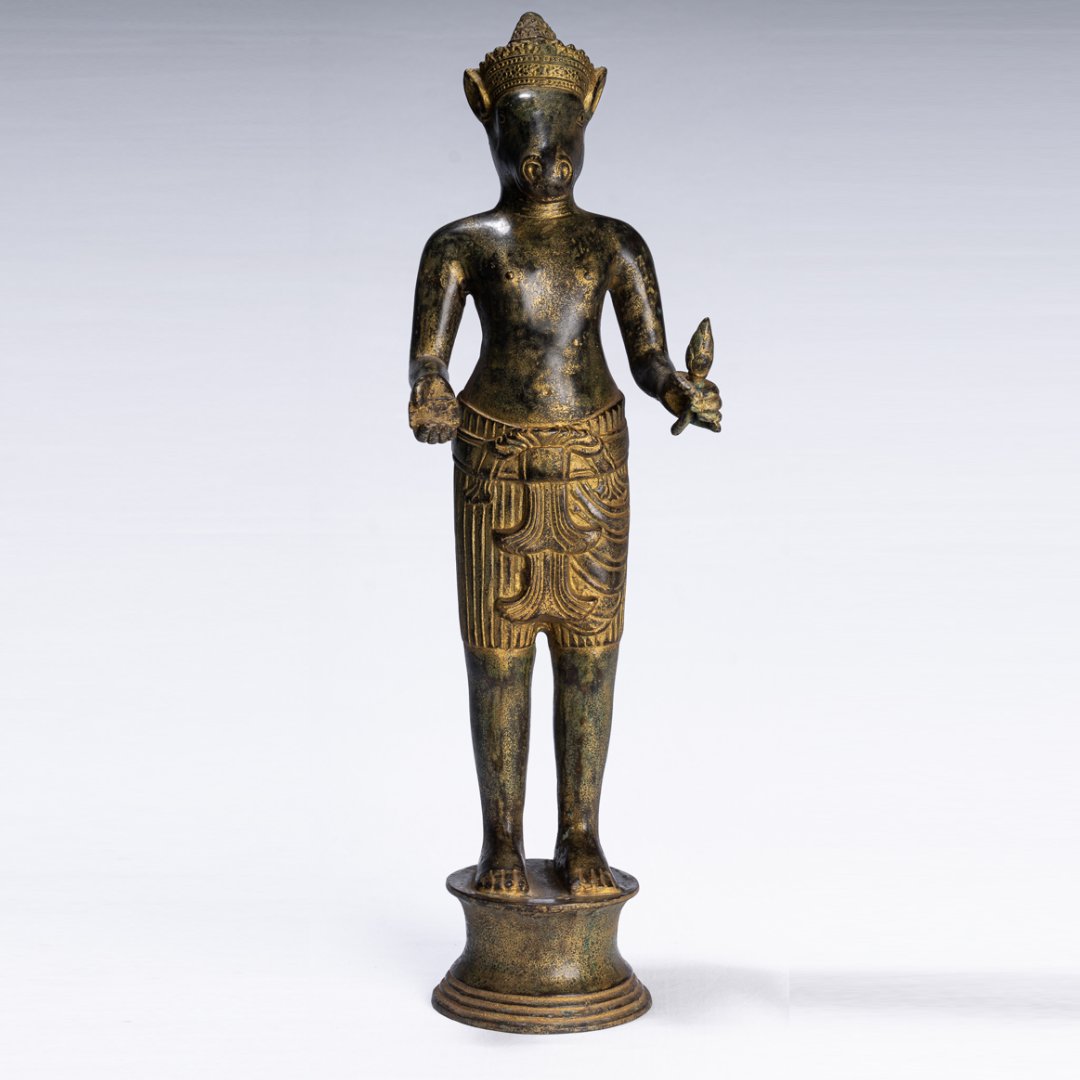 HDAsianart's tweet photo. Kalkin Statue - Antique Khmer Style Standing Bronze Hayagriva Kalkin Horse of Vishnu

Measurements H 47cm/19"

Kalkin, literally having or being a horse is the future world savior.

https://t.co/f7i2oUsFD5

#YogaLife #Meditation #MeditationArt #MeditationSpace #ZenArt https://t.co/VdLZZwnrNa