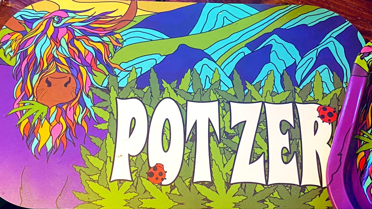 EmeraldZoo's tweet photo. Something I hadn’t done in at least 4 years. I rolled a joint on my @potzero420 rolling tray. Actually came out decent and draws nice. Dessert latter is ready. Denver don’t let the sun fool you. Tomorrow’s drive may be challenging to say the least. https://t.co/kOGkYiLhQH