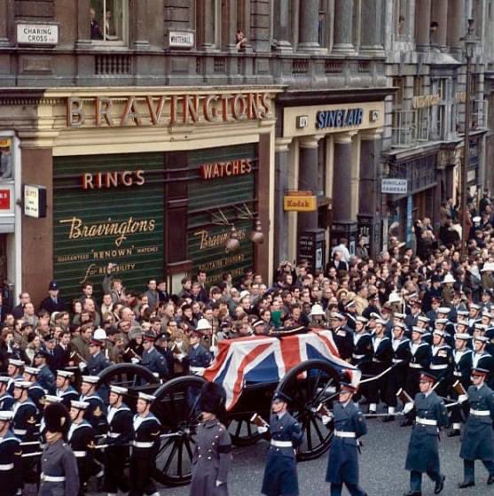 AncreSommeScot's tweet photo. Sir Winston Churchill respected by absolutely Millions across the World after unifying the Nation and defeating tyranny, never let our youth of today forget that, or history will be repeated. #SirWinstonChurchill #tyranny #WW2 #freedomwasneverfree https://t.co/A9nLKy08EF