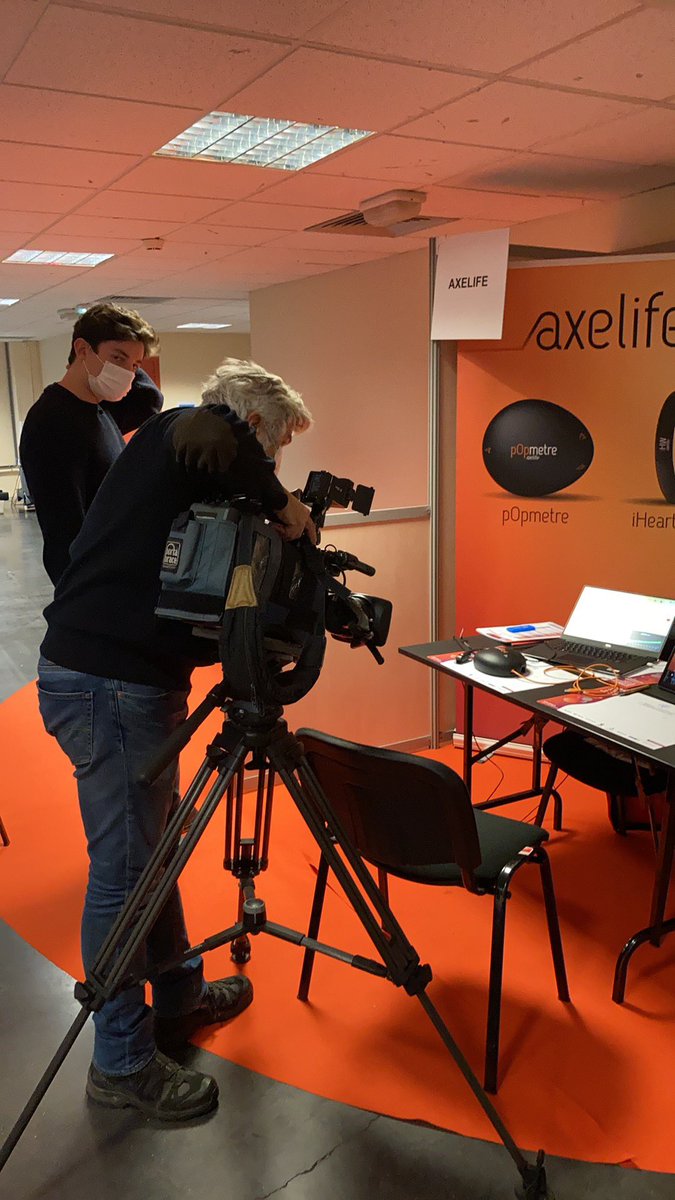 MagidHallab's tweet image. Un bilan vasculaire en quelques secondes : l’âge artériel, la pression centrale et l’IPS avec pOpmètre® ? youtu.be/q2i_67gZ9rk via @YouTube