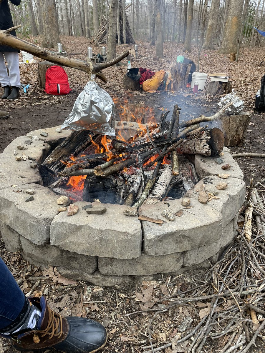 HaylieClark19's tweet photo. Made bread and popcorn over the fire today and got to hangout with some cool people. #Core4240 #ElonEd https://t.co/STlQCQA6jb