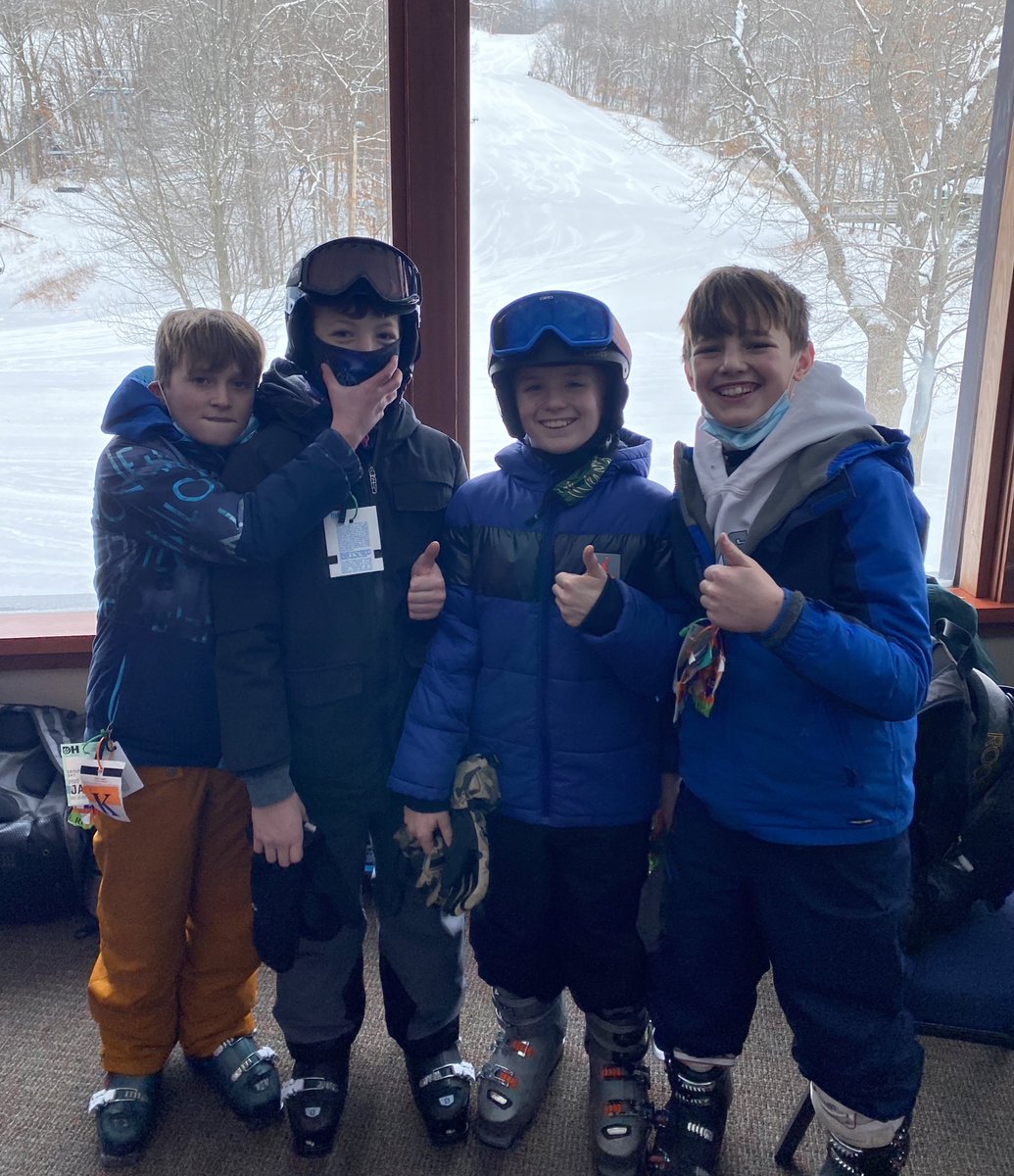 WHMS SKI &BOARD CLUB tweet media