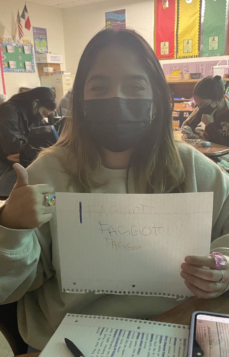 nononoihatethem's tweet photo. #psychclass #wearementallyill #gays4life #welovemsramos https://t.co/J3DnYstZlv