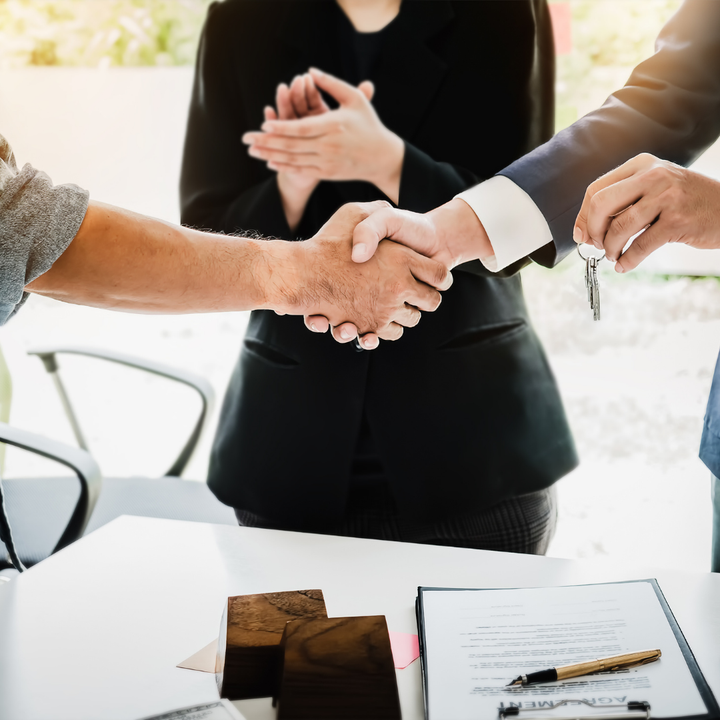 ChampMortgage's tweet photo. Our multi-lender benefit assures you the right loan at the best rate. We have forged high-value relationships with the top #mortgage investors in our industry to bring you superior #homeloan products.

Take a look at our services➡️ https://t.co/vVSbgweHOy

#homebuying #FHAloan https://t.co/G8REqv38P0