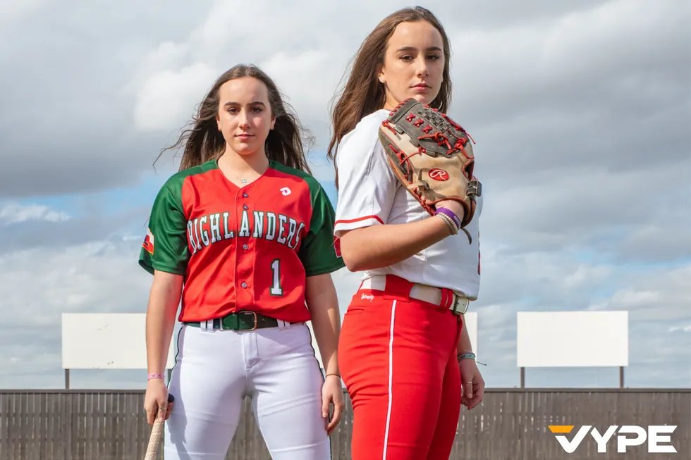vypehouston's tweet image. .@SunAndSkiSports presents the HOU Softball Pre-Season Player of the Year Fan Poll! Voting ends Tuesday, January 31st at 11:59 PM

Nominees:
@delaneydunham4
@emcdowell2024
@averyhodgee
@maryymart2
@CompianSeleste
@PickeringKasidi
@ShelbyFrazier04

VOTE: vype.com/Texas/Houston/…