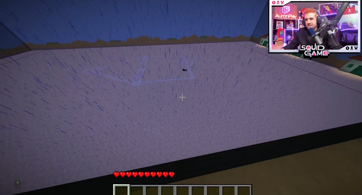 SquadElitist's tweet photo. Que gusto da ver al @elxokas tirado en el suelo y haberle visto durar 5 seg. en la final, no merecía haber llegado por sucio y egoísta. Gracias @OllieGamerz por haberlo reventado. Ha durado menos q un caramelo en la puerta de un colegio. Eres un grande Ollie. #SquidGamesMinecraft https://t.co/DfrgkYpdr1
