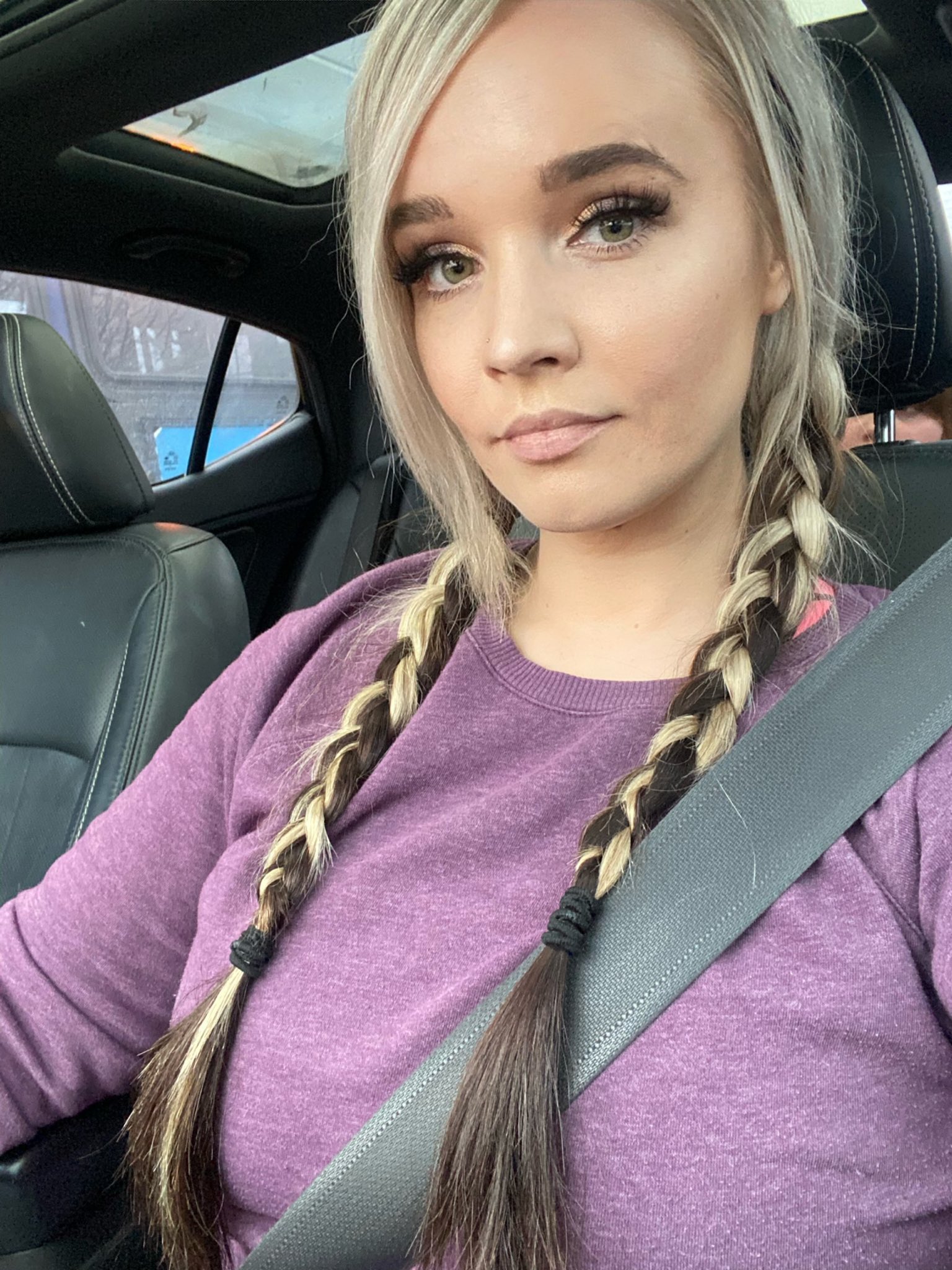 The “ I just got my braces tightened look” 😖 https://t.co/ZBy9MjznBb