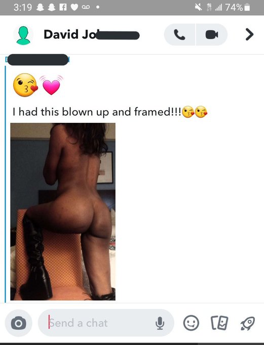 Make him so addicted he has to frame your pic.  💋💋💋 https://t.co/nR2NNbecuA