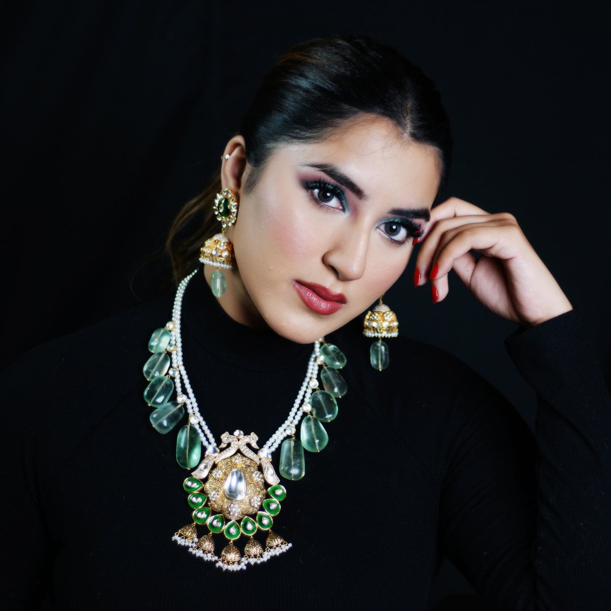 navkkarjeweller's tweet photo. Jewellery has the power to be the one little thing that makes you feel unique. Visit Our store today and select from latest in trend collection or check Kundan Necklace Set KST-NJ51513 from https://t.co/NUqSZpcae0
#navkkarjewellers #blencci #thesilverstore #stylewithmuskanjain https://t.co/A17QFP1BYh
