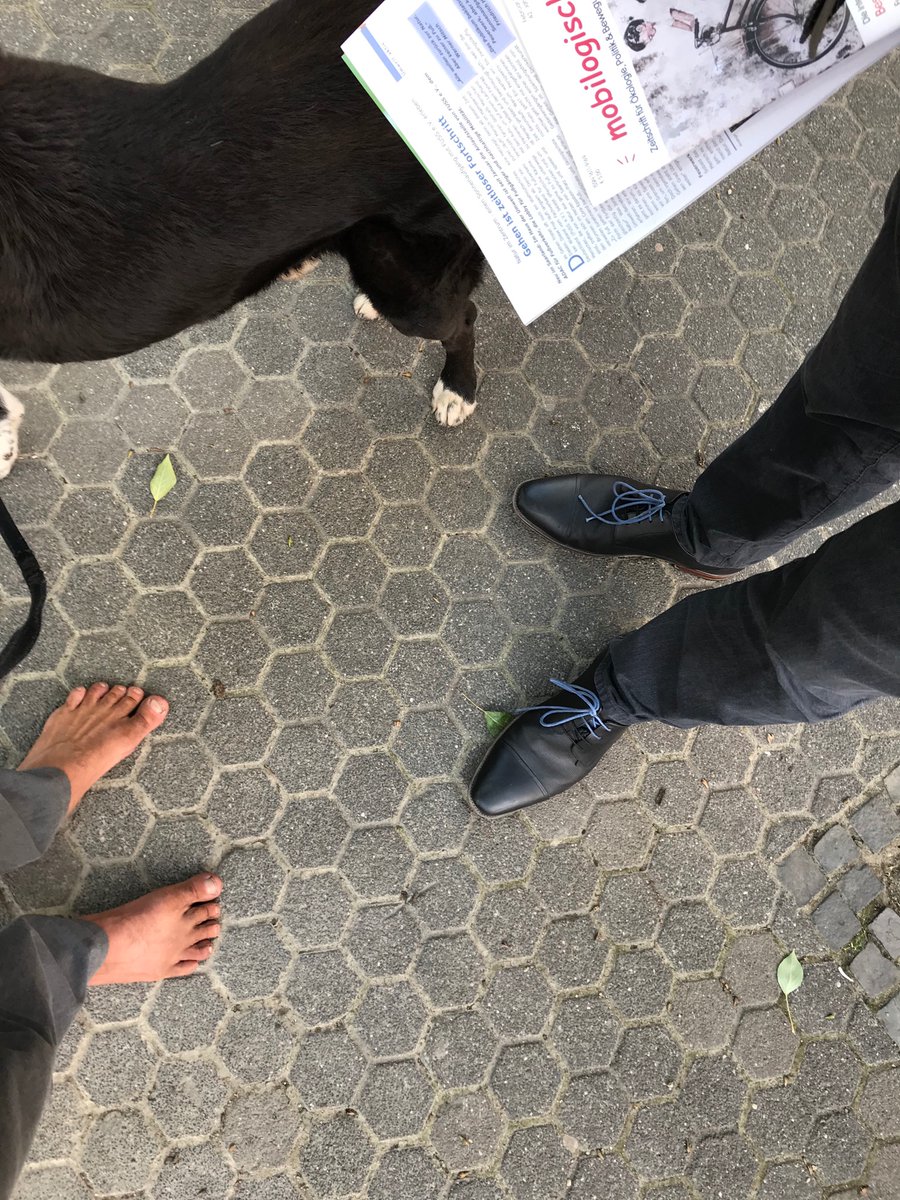 von allen Menschen ausgehen: Ein erster wichtiger Schritt für Bewegungsfreiheit für alle danke <a href="/OBSB_UweConradt/">Oberbürgermeister Uwe Conradt</a> 

innerorts überall maximal 30 fahren ist genug, weil manche Menschen (nur) im Schritttempo unterwegs sein können - miteinander statt der Stärkere/ Schnellere bestimmt