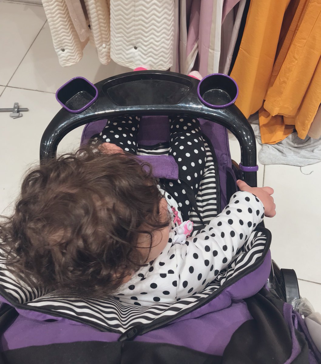 Pink127_'s tweet image. عشوائيات يناير 🤎