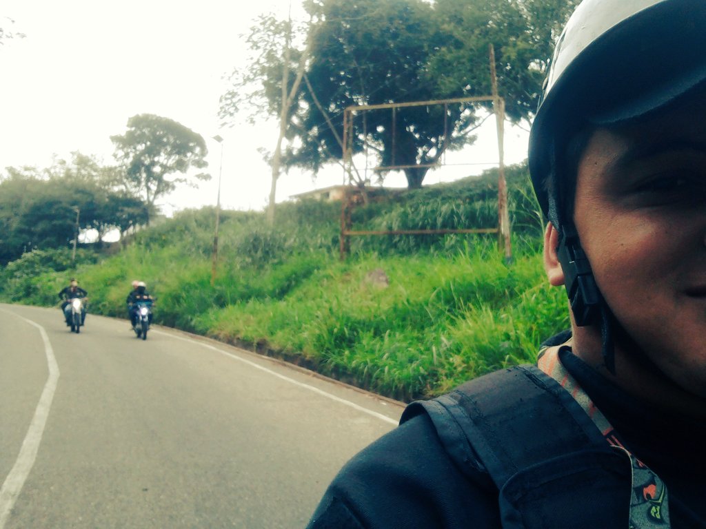 Erick_MarJ's tweet photo. Algo muy inusual

🧢👲🏽 https://t.co/EDgqNax84h