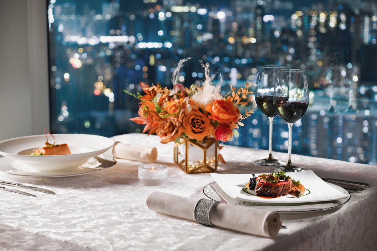 cordishk's tweet photo. Impress Your Love This Valentine’s Day with “Date Night Under The Stars” Package, from HK$2,399 per night. The package includes an intimate dinner in the Star Room on Level 42 under the starry night, a Sweets Platter, late check-out and more. 

To book: +3552 3552

#CordisHK https://t.co/ycYe0nuWvU