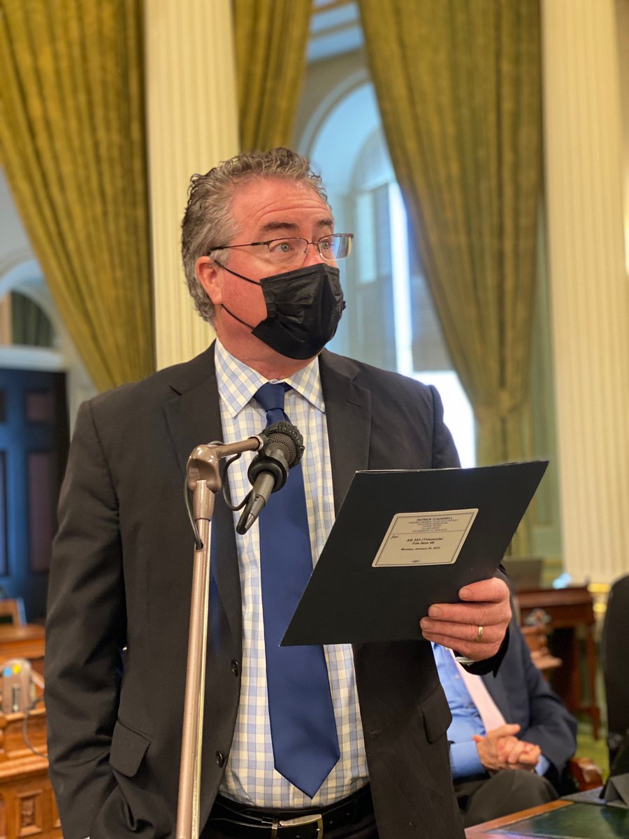AsmPatODonnell's tweet photo. Thank you to my Asm colleagues for passing my #AB353 that will protect the environment around our #LongBeach Tidelands. The bill makes sure CA sets aside additional funds to safely close down and fully clean up oil wells when operations end. AB 353 now moves to the Senate. #CALeg https://t.co/KcF1TyHX4q