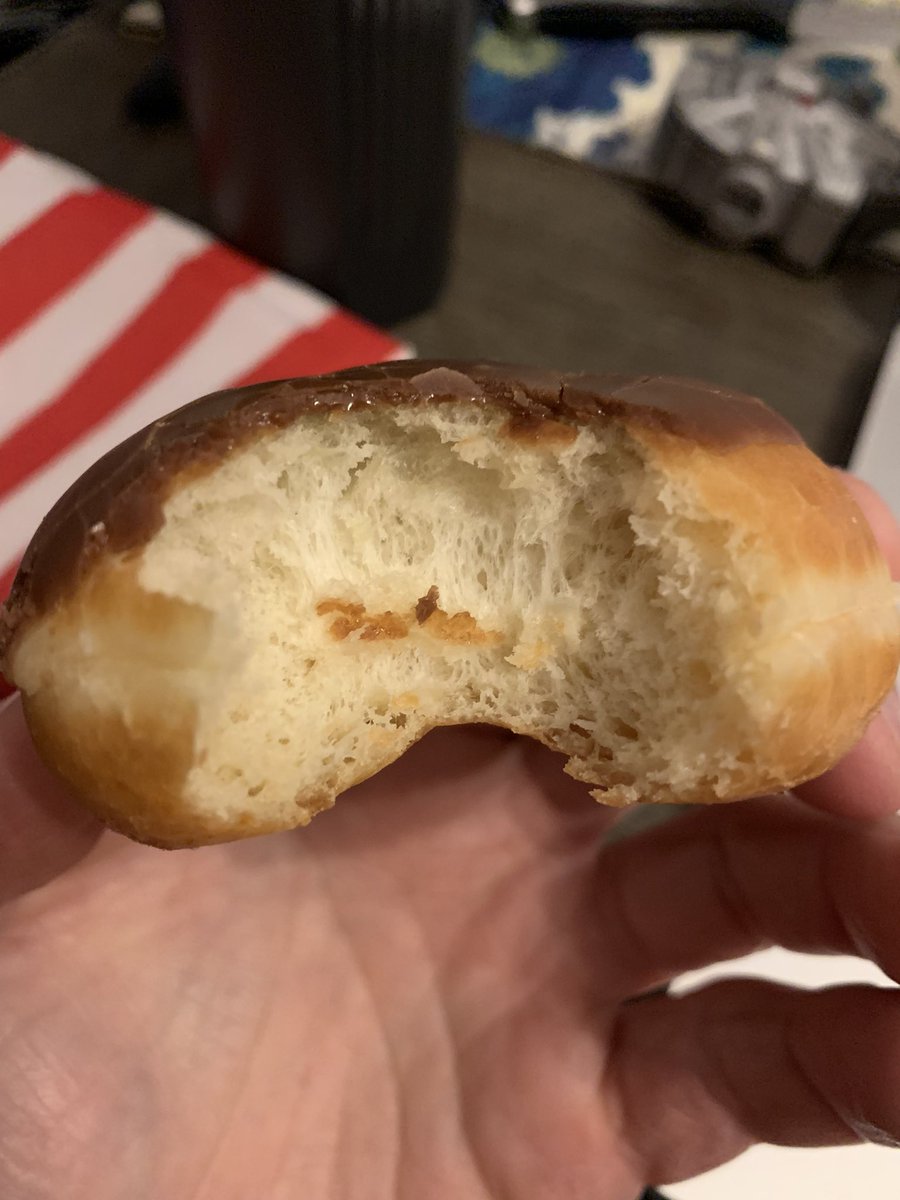 pdrangula's tweet photo. Hey @krispykreme what happened to the kream filling? https://t.co/n5qUR1qo5u