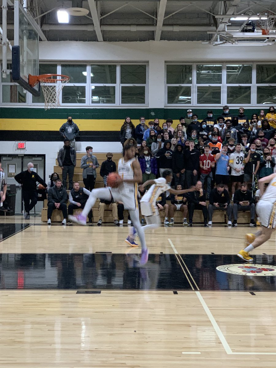Varsity Matchup is underway. ⁦<a href="/WoodBoysBball/">Archbishop Wood Boys Basketball</a>⁩