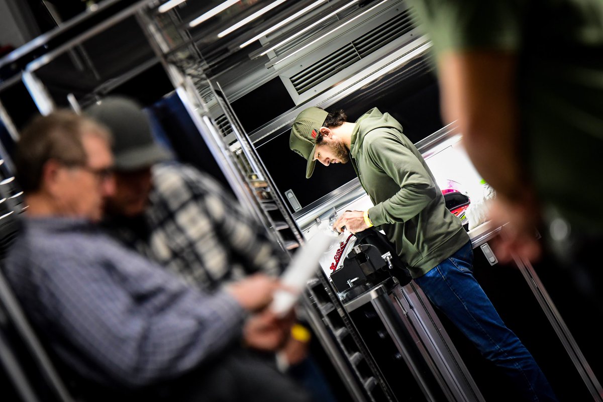 Pre Race vibes… @chaseelliott @TeamHendrick