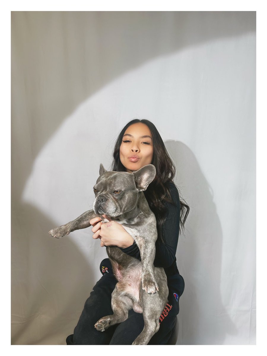 manithdapplebum's tweet photo. I’m really THAT dog mom lol https://t.co/6KXp2yuuhy