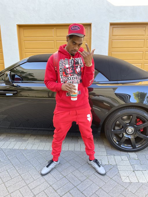 It ain&rsquo;t where you from boy it&rsquo;s where you at.. #ZAYSTACKZ #SCUMLIFE https://t.co/nERTm3YFjm<a href="/tag/zaystackz"class="tags"><span>#zaystackz</span></a><a href="/tag/scumlife"class="tags"><span>#scumlife</span></a>