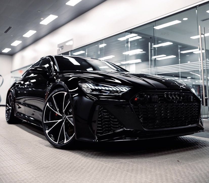 LuxuryCars365's tweet photo. Blacked Out Audi RS7 ♣️ https://t.co/qOyVsNww8U