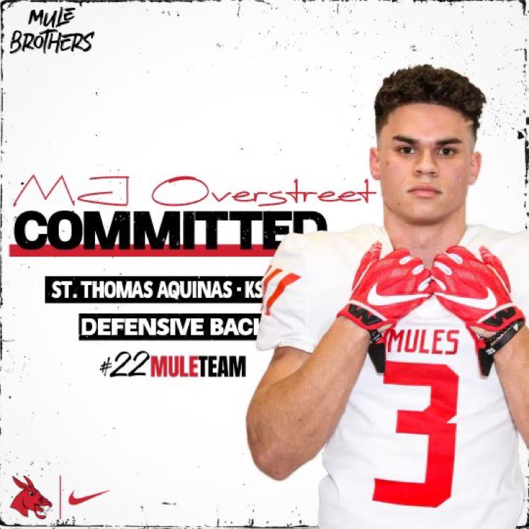 MjOverstreetjr's tweet photo. I wanna thank God first, and also everyone’s support along the way. And after a great visit, I am exited to announce my commitment to continue my academic and athletic career at the University of Central Missouri! 🔴⚫️ @UCMFootballTeam @coach_rcampbell @CoachWestphal https://t.co/FSo8GRUKlI