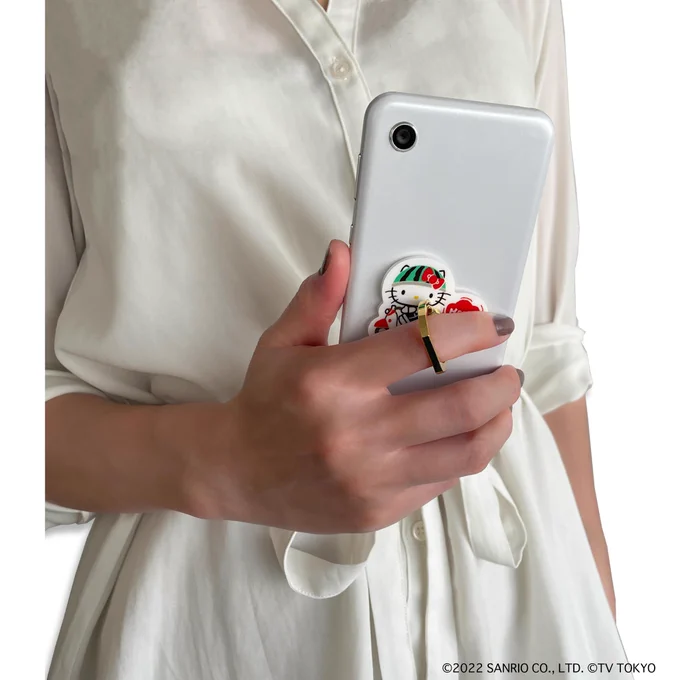 充電×ハローキティ スマホリング スマホの落下防止、指を通して使う以外にもリングの角度を調整することでスマホスタンドとして使用することができます。詳しくはコチラ出川哲朗の充電させてもらえませんか  #ハローキティ #ヤバイよヤバイよ  #スマホリング 