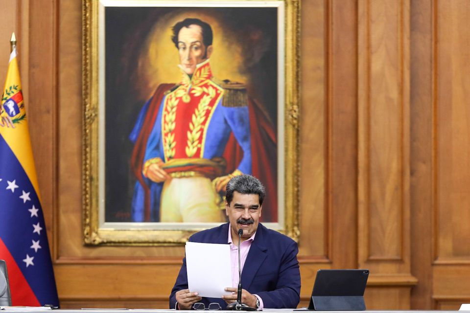 Listos los recursos del Consejo Federal de Gobierno para trabajar en un esquema de inversión durante el 2022. Busquemos soluciones para mejorar los servicios públicos en materia de agua, electricidad, vialidad, desechos sólidos y gas. ¡Con trabajo y más trabajo, lo lograremos!