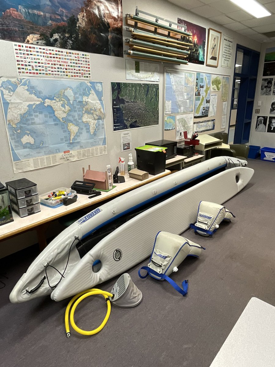 andersonsocials's tweet photo. I thought as a class conversation starter and ice breaker activity after a three week break I brought my kayak to school. The Ss in my socials and geography classes were instantly quite interested and engaged as this was unique and different #seaeagle #kayak #classroom https://t.co/NmDb98HJAV
