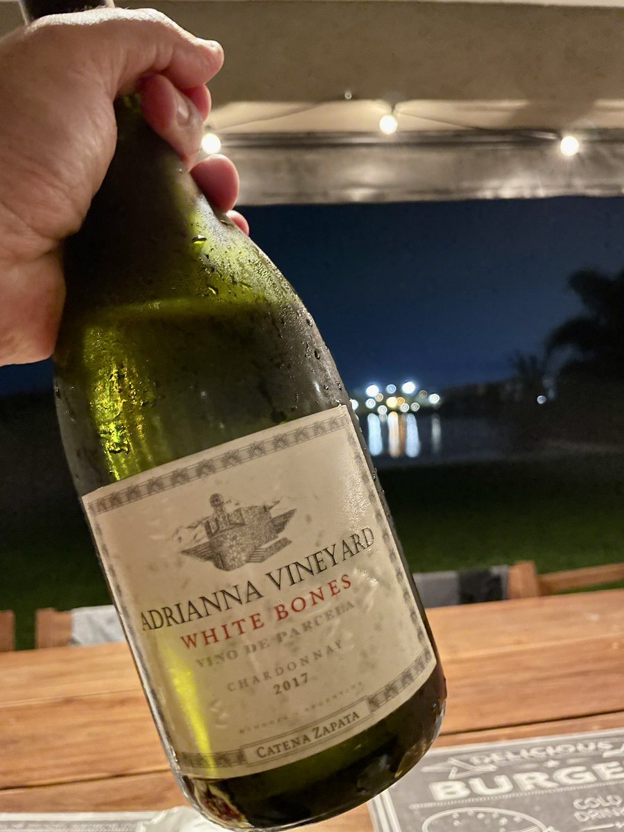 padamovic's tweet photo. 😍 Pintó #whitebones
@CatenaMalbec @alevigilmalbec https://t.co/JCHNevVQ8o