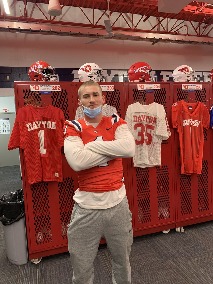 Extremely happy to receive my first D1 offer from University of Dayton!! Thank you to <a href="/hawksfootball12/">Ryan Mohl</a> @Coach_TO