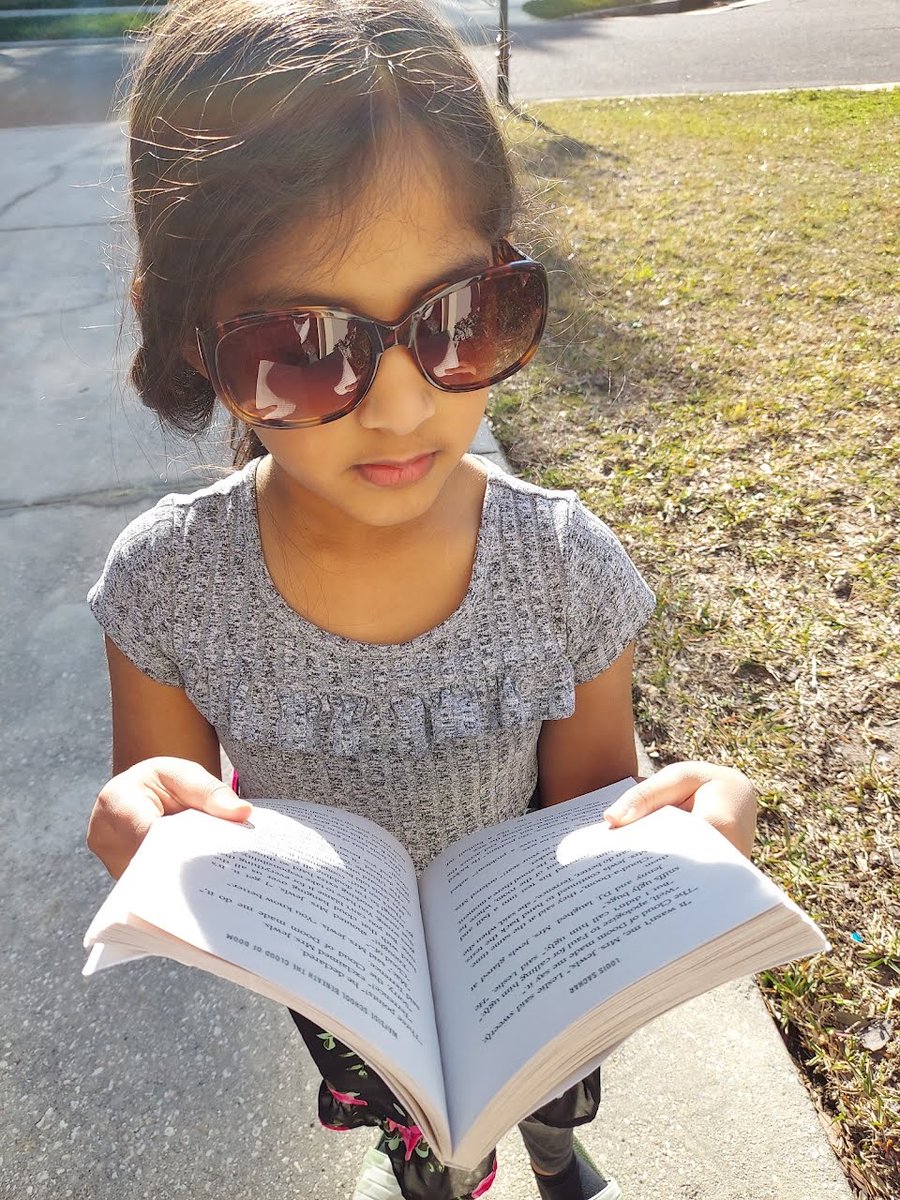 cvavipers's tweet photo. Day 1 of Celebrate Literacy Week is in the books. "Reading makes you bright", just take a look. Hope you'll join in the fun all week. #thisishowwevirtual #oneclay #cvavipers #wingsup https://t.co/JPZV4HyGsN