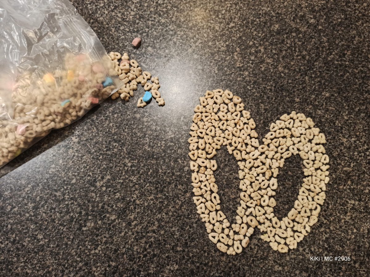 VickyHMata's tweet photo. Gooniez Gang!! #FanArt (I ate the marshmallows lol) @GooniezNFT KiKi | Gooniez Gang | MC #2906... Fan Account: @GooniezHispanic https://t.co/ic02vbRwl9