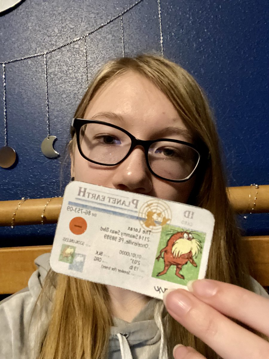 BelleLiermann's tweet photo. @franklinlorax #apespop As a 17-year-old girl in the U.S., I am part of the demographic that makes up approximately 3.1% of the total population https://t.co/ceqfDo7pIY