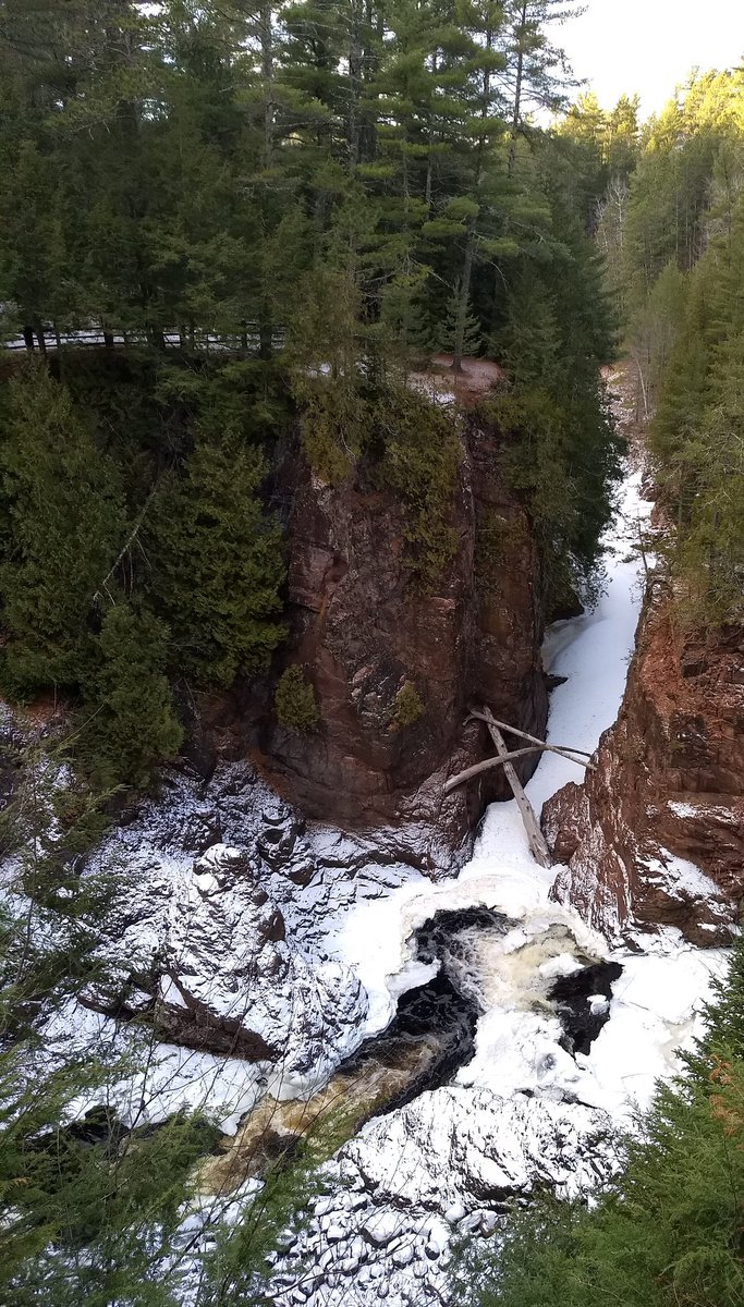 CaptivePhotogr2's tweet photo. #copperfalls #waterfall #NatureBeauty #naturelovers #NaturePhotography https://t.co/bDkGr91XF6