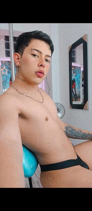 2 pic. Visita a nuestro artista más reciente en >> https://t.co/MHHNk8Cu52<< #colombia #studio #livejasmin