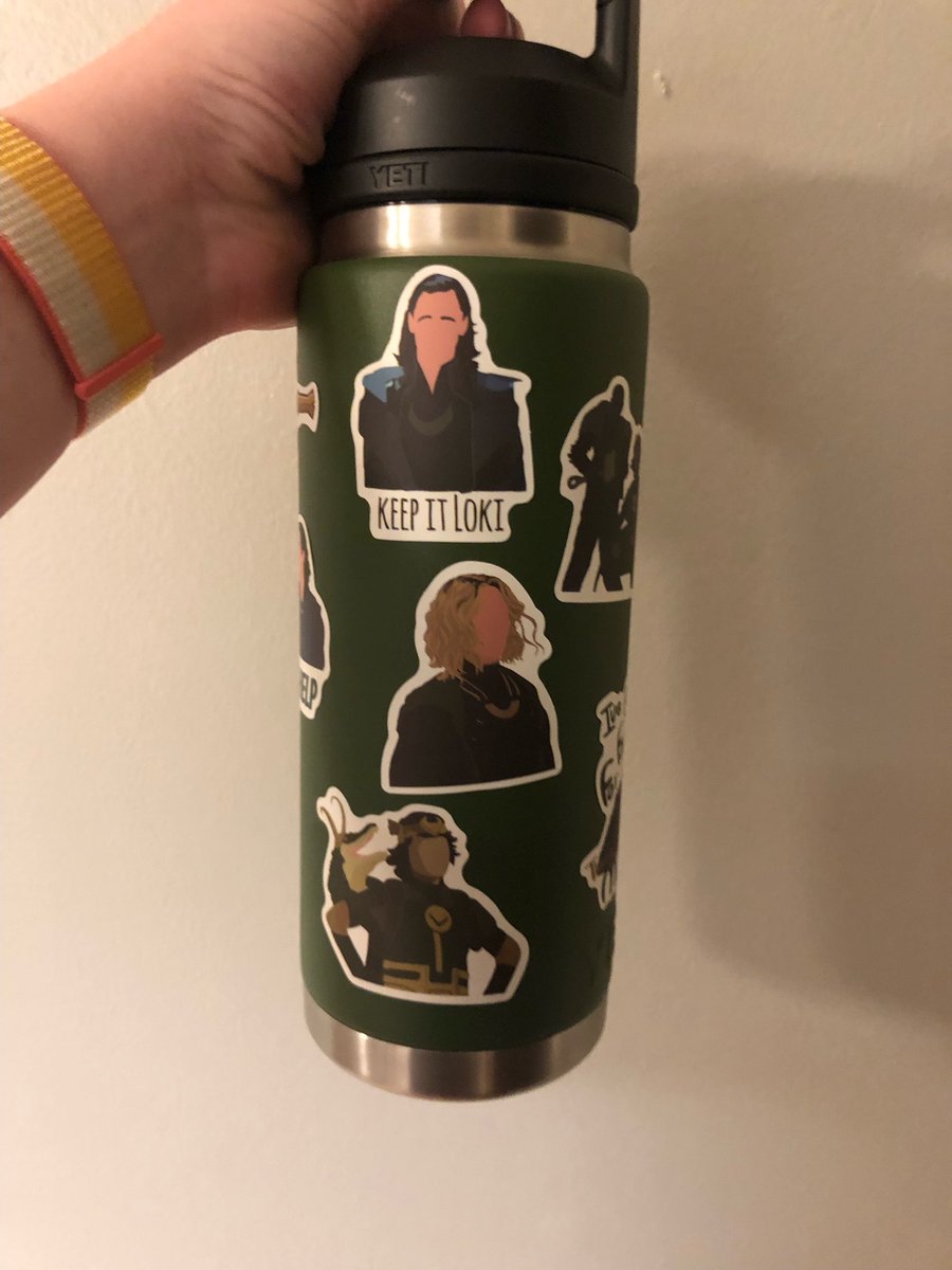 CoachParker56's tweet photo. @TomHuddleston_  my daughter is such a fan. She bought a water bottle just for your stickers. Her favorite line was “let’s do get help.” Thanks for making her day!!! Addy loves ya!!! https://t.co/iUB91vvPOd