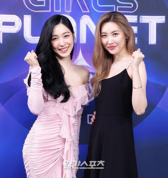 moshi_squared_'s tweet photo. Tiffany on Girls Planet 999
Yuri on My Teenage Girl
Taeyeon on Queendom 2 🔜

SNSD truly the mother of girl groups, they’re even mentoring the younger generations now ❤️ https://t.co/uJP8Y0f7vZ
