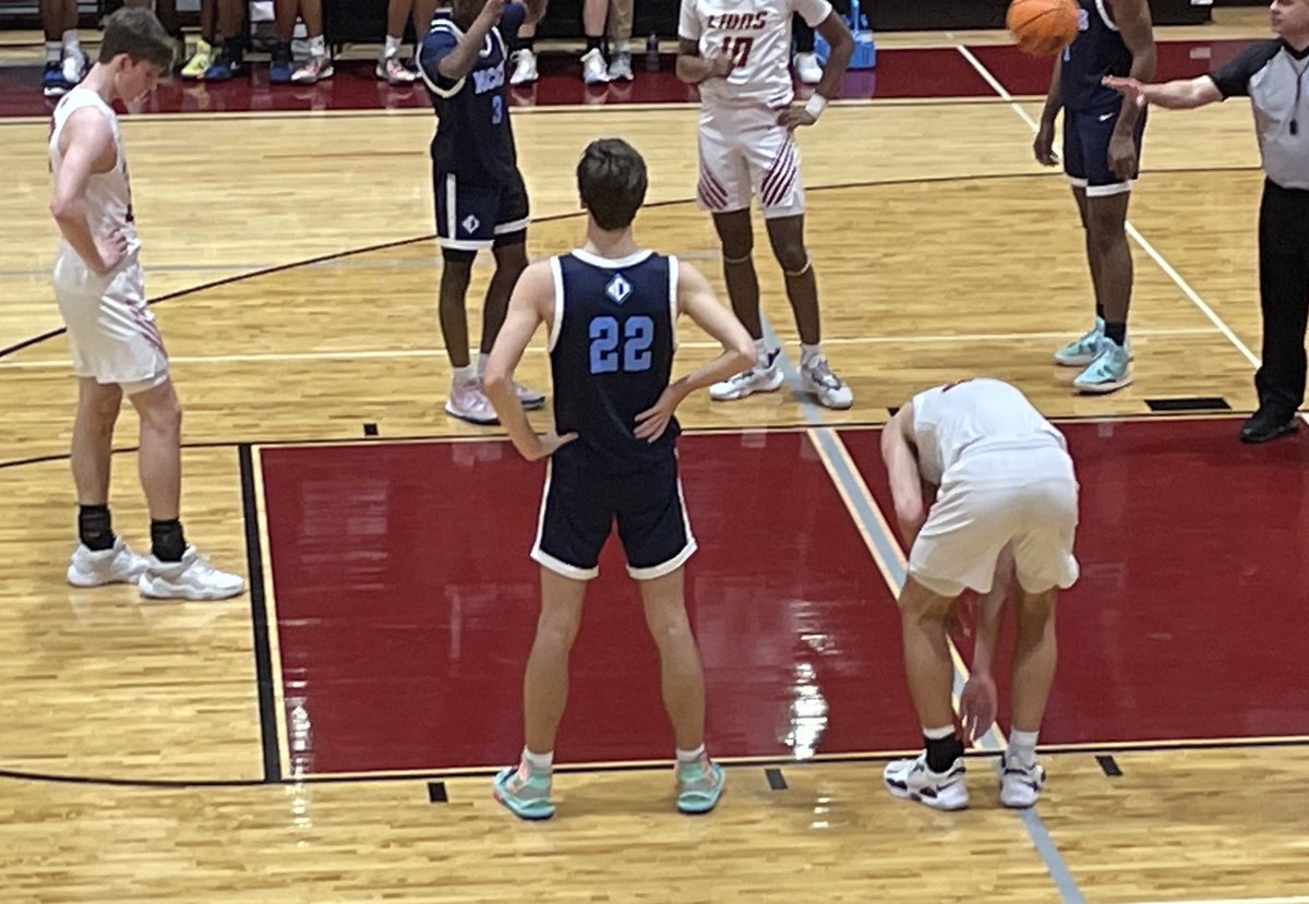 TMarkwith14's tweet photo. Standouts for @ncchoops vs. Christian Heritage (85-74 W):
Albert Wilson-24P 16R 2A (2 3PM)

Josh Dixon-24P 3R 6A 3S 2B (2 3PM)

Jack Hewitt-14P 3R 3S (2 3PM)

Tremain Davis-9P 2R 5A https://t.co/YmBxKxxLG2